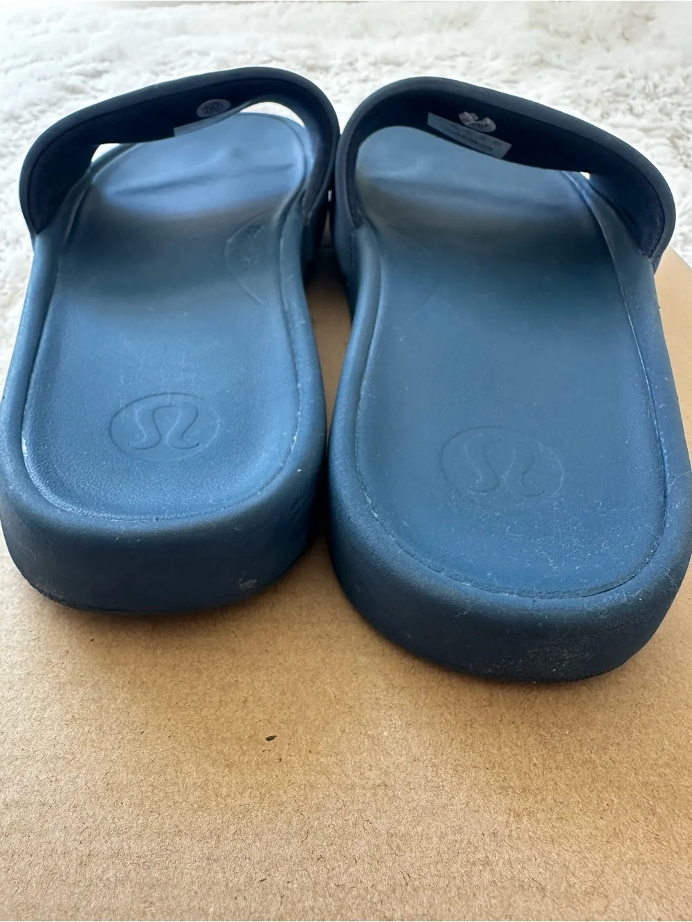 Lululemon Restfeel Slide Sandals Men’s 9 Blue Slip On Slides Casual Athletic